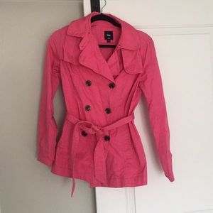 GAP TRENCH COAT
